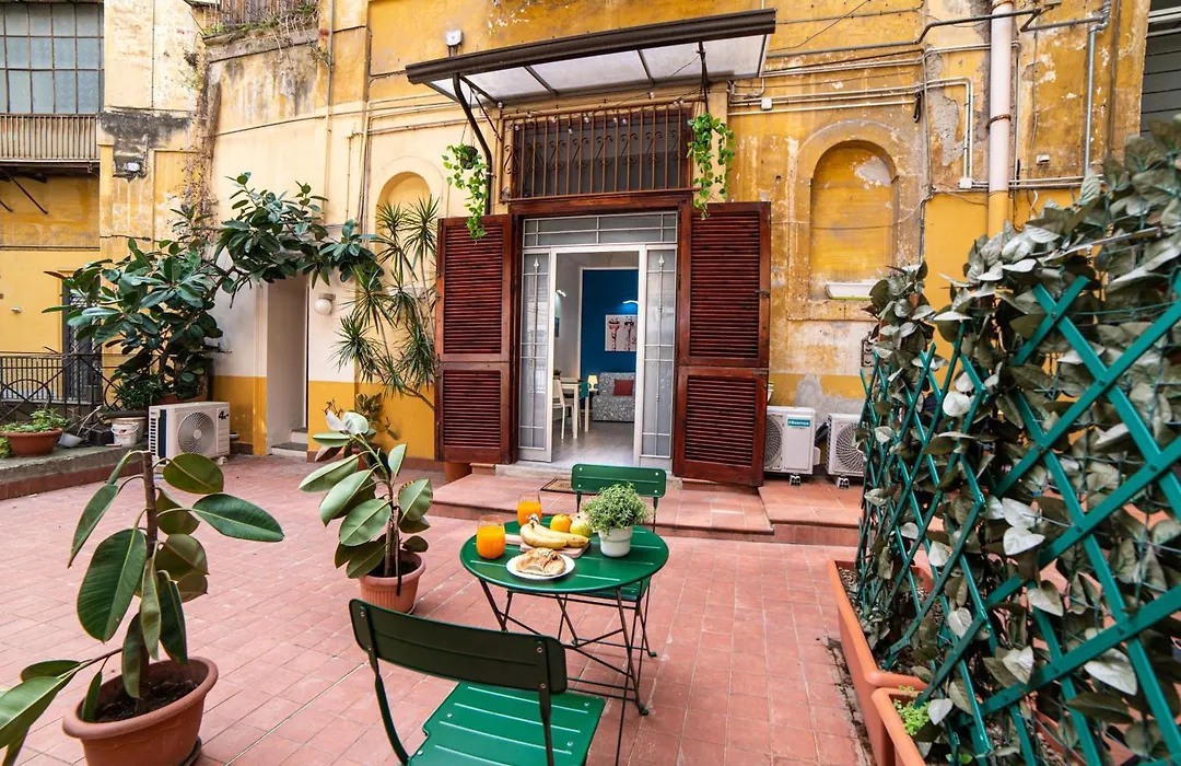 Napoli Centro Casa Vacanza-1